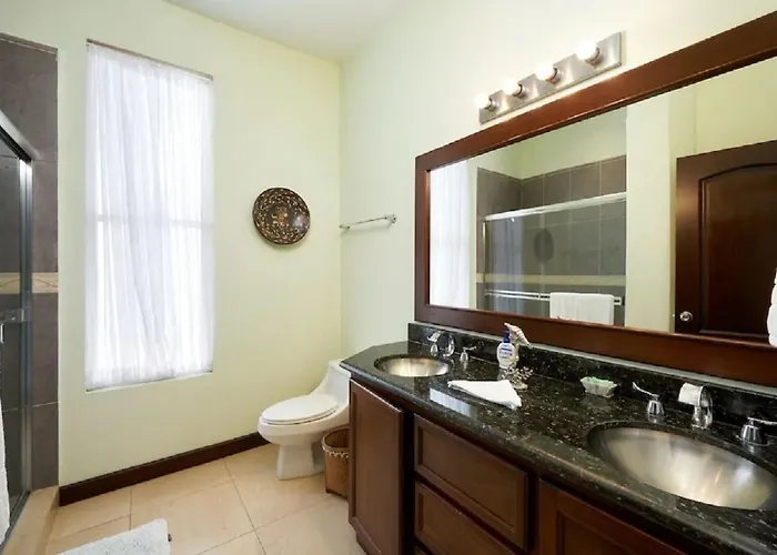 Villa Beachfront - 7-br Villa, Private Cook Included - Casa Royal Potrero (Guanacaste)